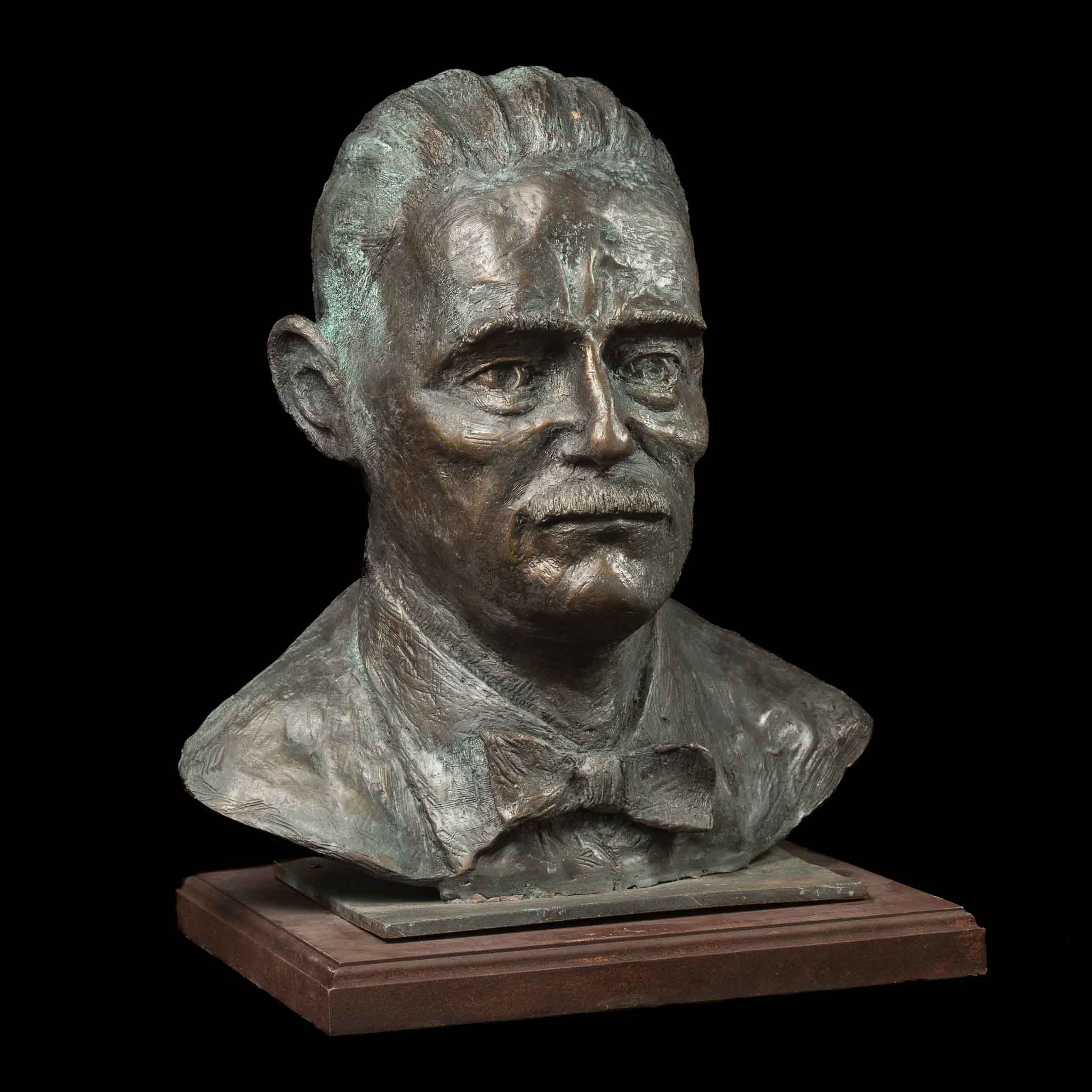Impressive Bronze Portrait Bust by Western Austrialian Master Sculptor Robert C Hitchcock